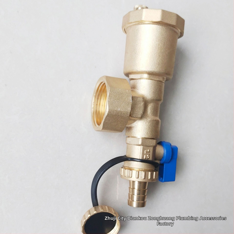 Rozdelovač podlahového vykurovania, meďné telo, závitové pripojenie, automatický odvzduňovací ventil, elektroplátovaný povrch, prevádzková teplota 1-100°C