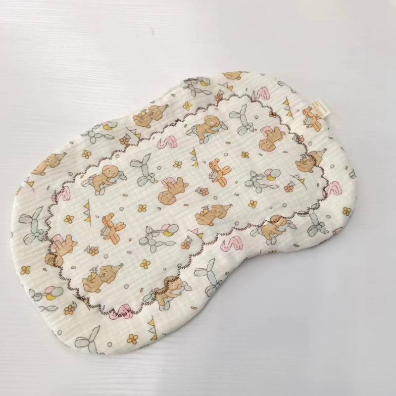 Бебешка възглавничка за новородени, двустранно печатена облачна концепция, памучен пълнеж, стил карикатура, безопасност клас A, подходяща за 0–12 месеца