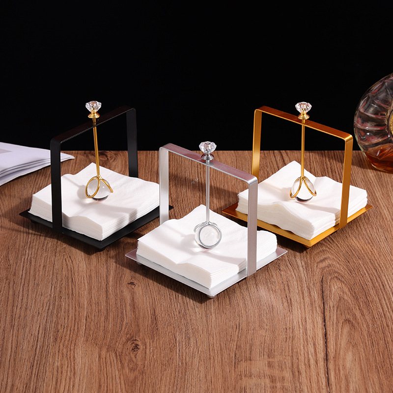 Държач за салфетки – квадратен креативен дизайн, стил светъл лукс, модел 4231A, възможна персонализация, многофункционален