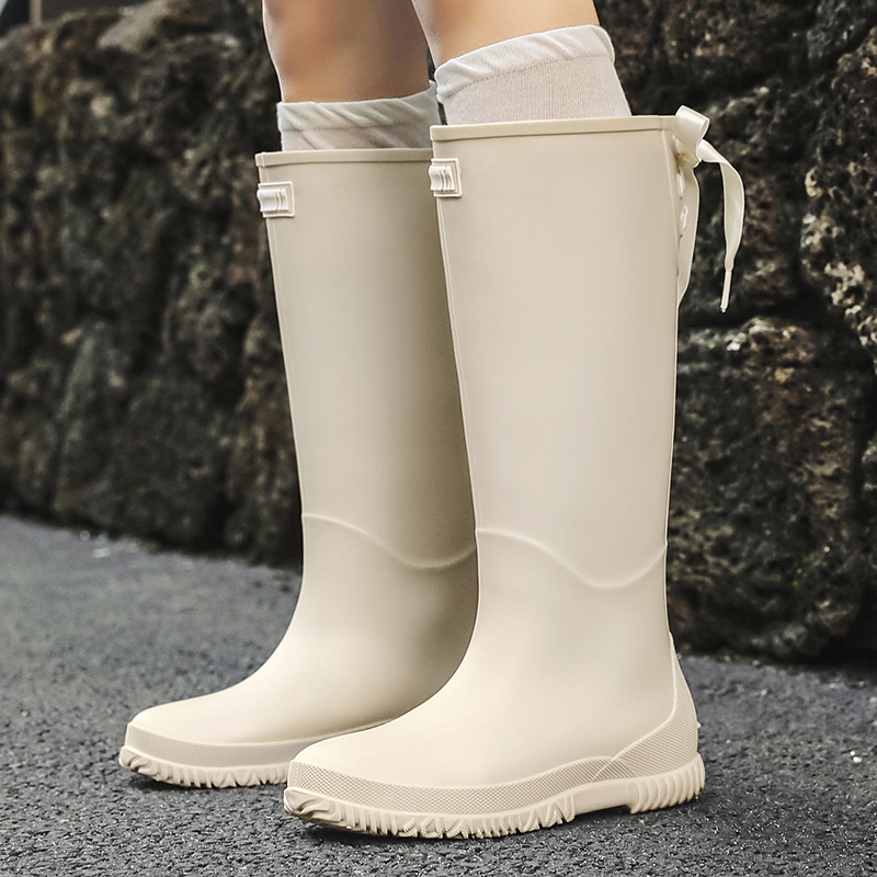Ženske gumene čizme za kišu s pamukom podstavom, visokim usponom, PVC gornji dio, vodootporne i protuklizne, niski potplat 1–3 cm.