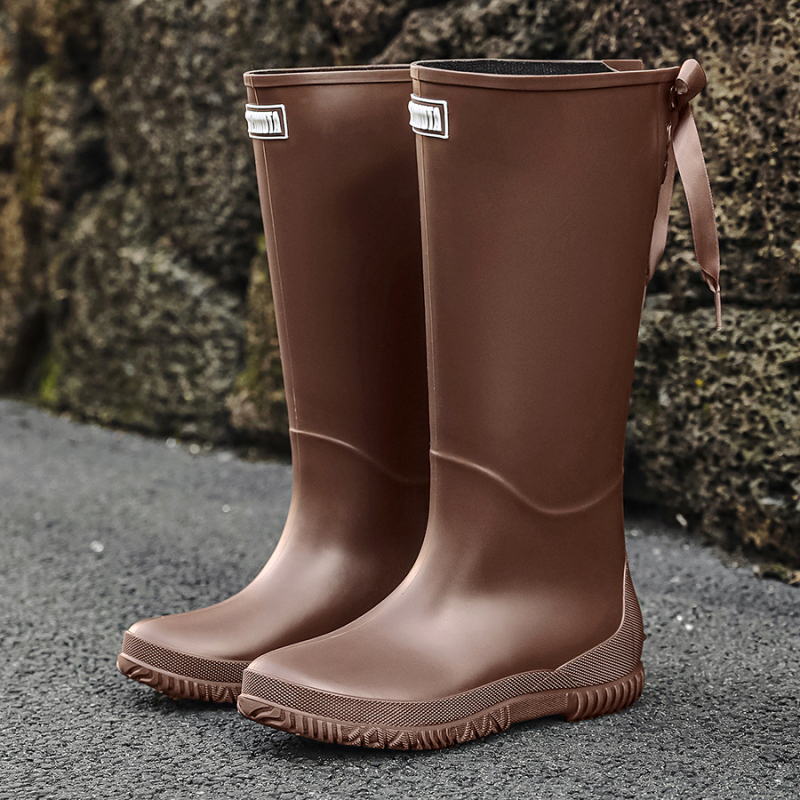 Ženske gumene čizme za kišu s pamukom podstavom, visokim usponom, PVC gornji dio, vodootporne i protuklizne, niski potplat 1–3 cm.