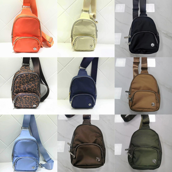 LU Geantă crossbody portabilă pentru yoga – 2L, nylon, fermoar, buzunar pentru telefon, buzunar exterior structurat