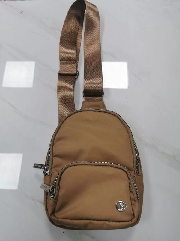LU Geantă crossbody portabilă pentru yoga – 2L, nylon, fermoar, buzunar pentru telefon, buzunar exterior structurat