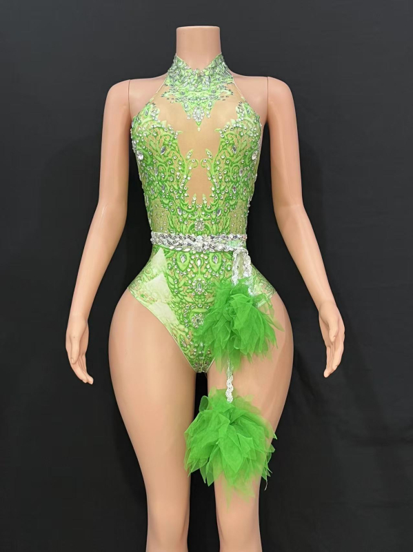 Spandexből készült testhezálló body hálóval és strasszokkal – tavasz 2024 megjelenés, fő anyag Other ≤30%, másodlagos anyag Spandex ≤30%, kivitel Nail drill