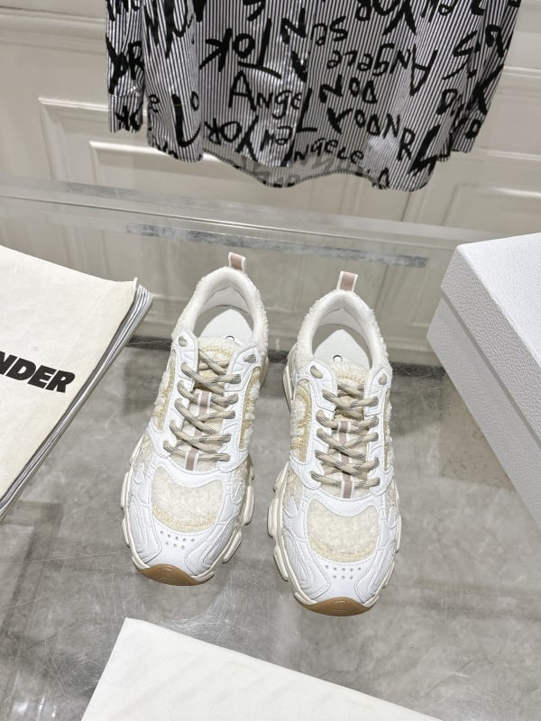 Αθλητικά παπούτσια σε στυλ Dad Shoes – γνήσιο δέρμα, μεσαίου ύψους, κορδόνια εμπρός, αναπνεύουσα σόλα από καουτσούκ-αφρό