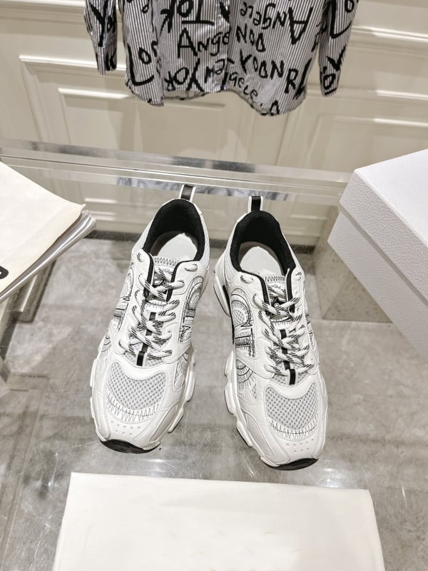 Αθλητικά παπούτσια σε στυλ Dad Shoes – γνήσιο δέρμα, μεσαίου ύψους, κορδόνια εμπρός, αναπνεύουσα σόλα από καουτσούκ-αφρό