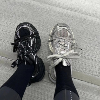 Dad Shoes s hrubou podrážkou 3-5 cm | predné viazanie s remienkom, vrchný materiál syntetická koža, EVA stielka, gumová podrážka