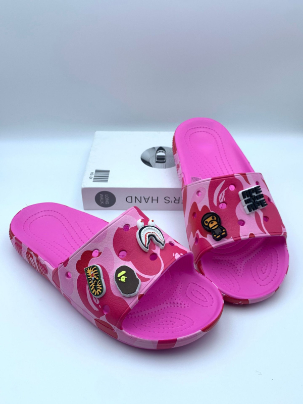 Flip-flops cu partea superioară EVA și talpa EVA; stil relaxat; respirante; design slip-on; pentru adulți.
