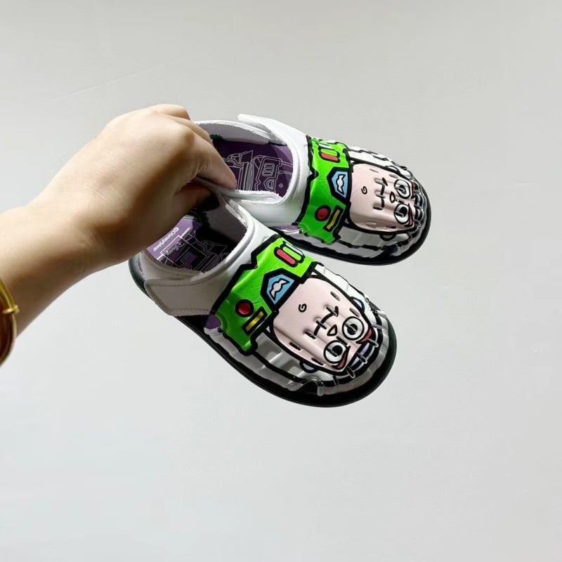 Gyerekeknek szóló sportos szandál Velcro-zárás, PVC felső rész, MD talp, 7-12 éveseknek, 2024 nyár