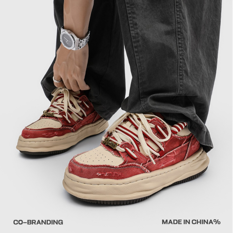 Okko αθλητικά παπούτσια με αύξηση ύψους 7 cm, επάνω μέρος από συνδυασμό υλικών, χαμηλό πάνω μέρος, κορδόνια, καουτσούκ σόλα, πάτος από μικροϊνες δέρματος