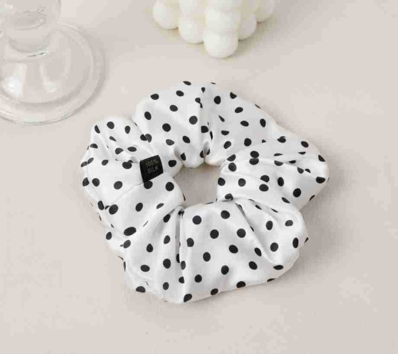 Elastic de păr din mătase - handmade, stil natural, elasticitate ridicată, Primăvara 2024