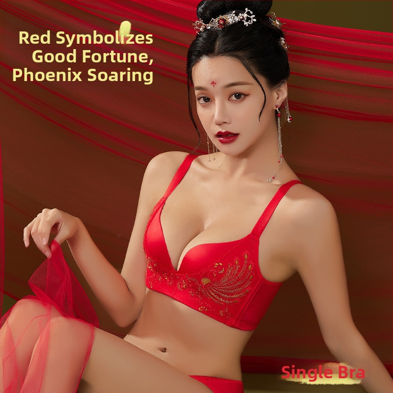 Set de sutiene cu dantelă brodată, cupă 3/4, fără arcuri metalice, cupă modelată cu partea superioară subțire și partea inferioară mai groasă, material principal nylon, căptușeală spandex, închidere la spate cu patru rânduri de cârlige