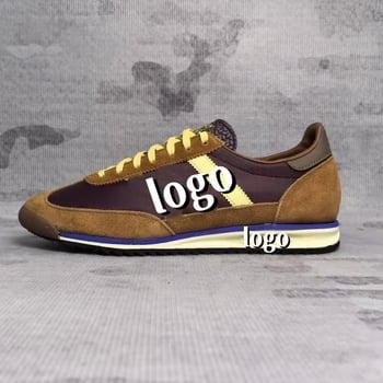 Unisex športovo-voľnočasové topánky, model Nemecké tréningové topánky; horný materiál: vrchná koža + textil; podrážka: MD; zapínanie: šnúrky; špička: okrúhla; výška päty: nízka (1–3 cm)