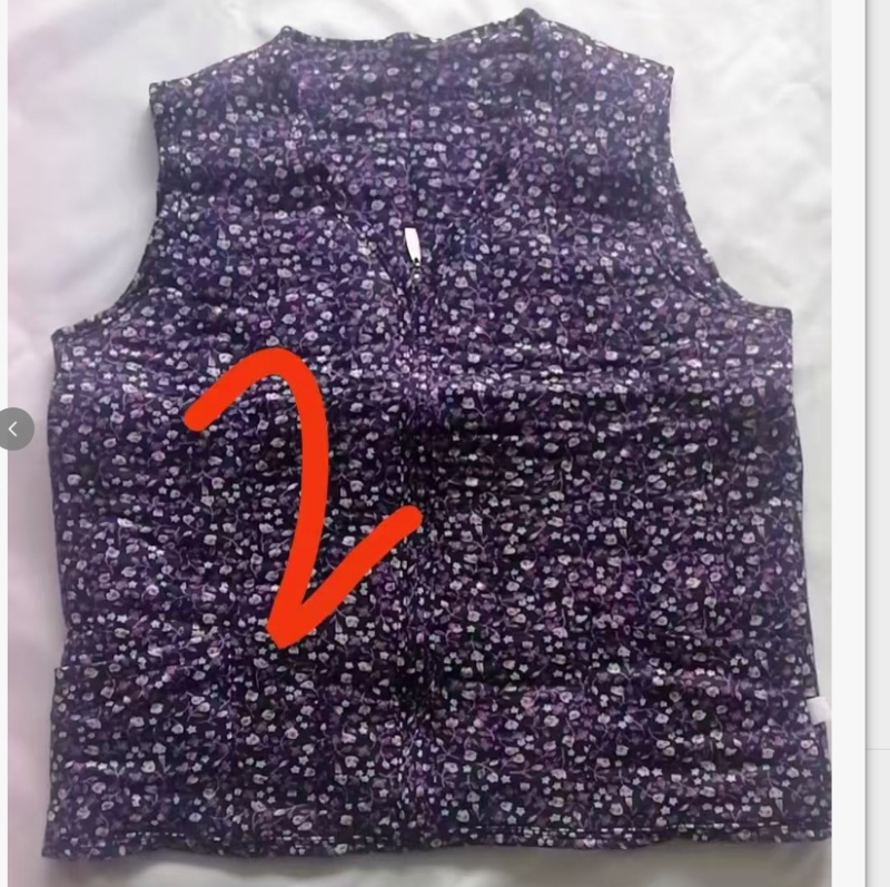 Vestă damă pentru exterior, decolteu în V, lungime scurtă, croială în formă A, fermoar, umplutură poliester