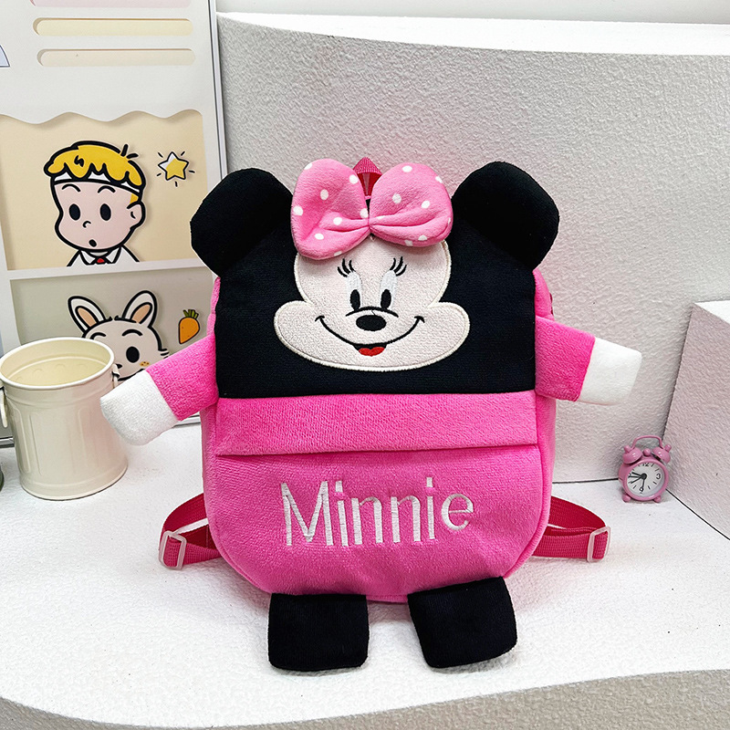 Óvodai plüss hátizsák – Spider-Man mintával, uniszex, plüss anyag, pamut bélés, ívelt vállpántok, lopás elleni és földrengés elleni védelem