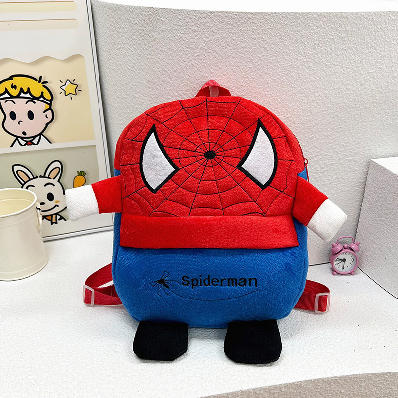 Óvodai plüss hátizsák – Spider-Man mintával, uniszex, plüss anyag, pamut bélés, ívelt vállpántok, lopás elleni és földrengés elleni védelem