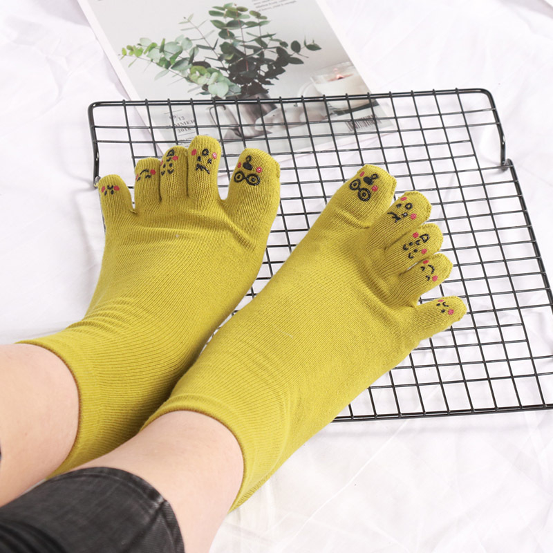 Петопръстни чорапи – памук, попиване на пот, едноцветен модел, плетени с една игла, къс цилиндър