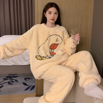 Γυναικείο σετ πιτζάμες από βελούδινο ύφασμα — καρντγκάν, ζωντανό και χαριτωμένο στυλ, μακριά μανίκια, παντελόνες πλήρους μήκους, ζεστό νυχτερινό ένδυμα για τον χειμώνα 2025