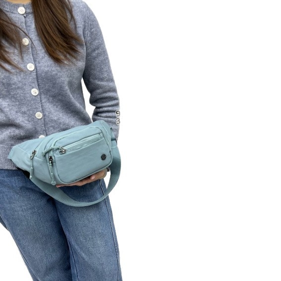 Geantă pentru femei Cheetah – ușoară, minimalistă, din nylon, căptușeală moale, închidere cu fermoar, buzunar ascuns cu fermoar, buzunar interior, primăvară 2026