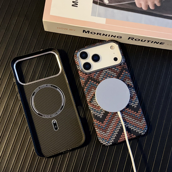 Carcasă pentru iPhone cu model Kevlar din fibră de carbon, atașare magnetică, TPU+PC, rezistentă la șocuri, compatibilă cu iPhone 11–17 Pro/Max
