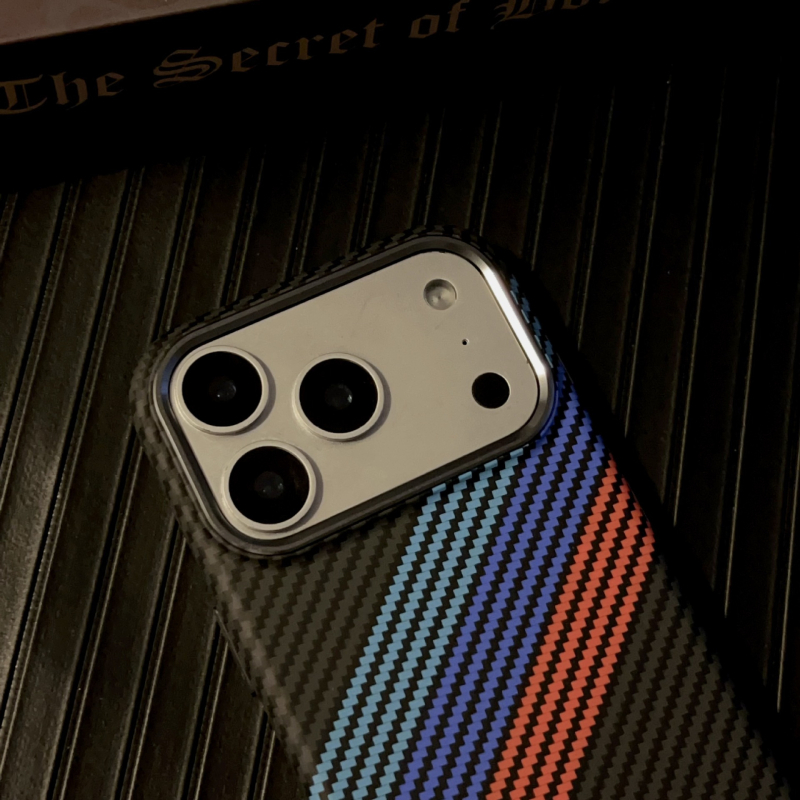 Carcasă pentru iPhone cu model Kevlar din fibră de carbon, atașare magnetică, TPU+PC, rezistentă la șocuri, compatibilă cu iPhone 11–17 Pro/Max