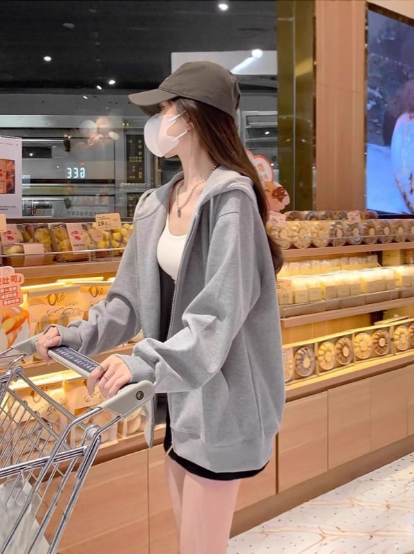 Ζακέτα με κουκούλα και φερμουάρ, φαρδιά γραμμή, μίξη βαμβακιού-πολυεστέρα (50-70% βαμβάκι, 30-50% πολυεστέρα), μεσαίας βάρους, Φθινόπωρο 2024