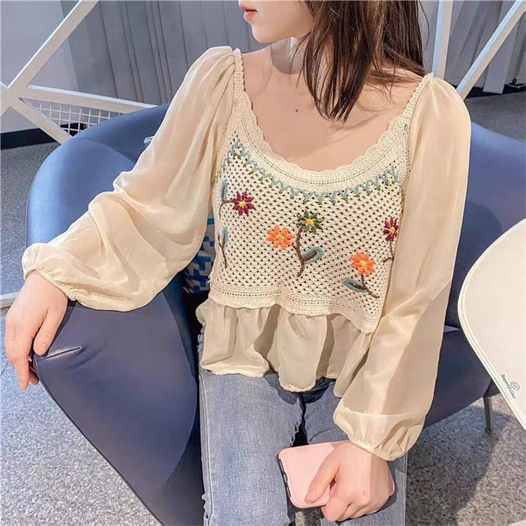 Etnoštýlové tričko s vyšitím, bavlna 80–90%, krátka dĺžka, V výstrih, lampové rukávy, pulóver