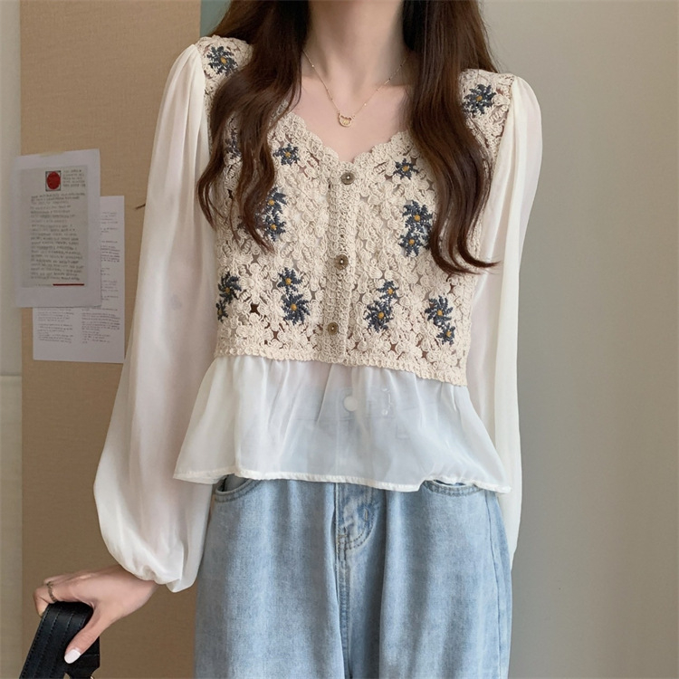 Etnoštýlové tričko s vyšitím, bavlna 80–90%, krátka dĺžka, V výstrih, lampové rukávy, pulóver