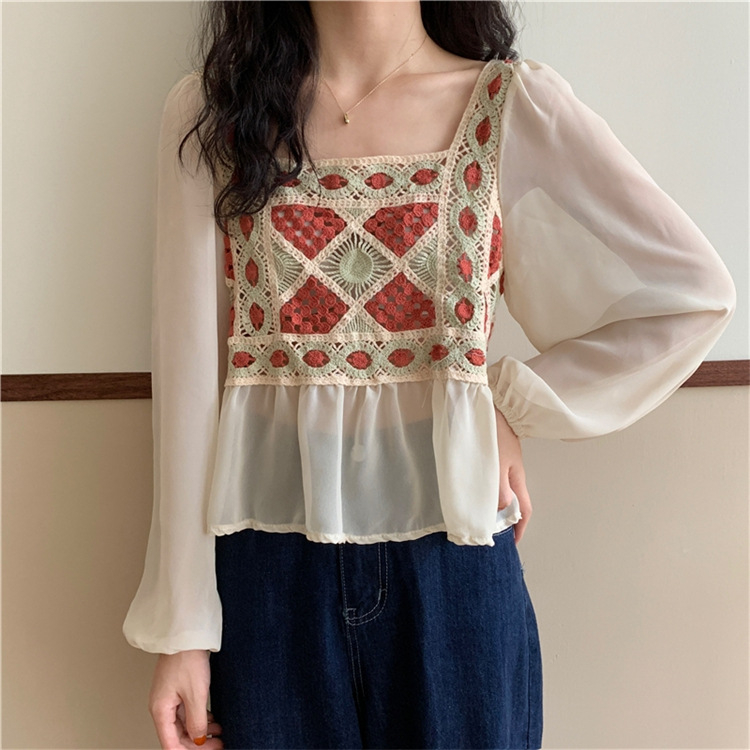 Etnoštýlové tričko s vyšitím, bavlna 80–90%, krátka dĺžka, V výstrih, lampové rukávy, pulóver