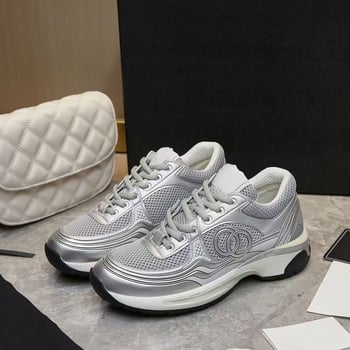 Αθλητικά παπούτσια με δίχτυωτό άνω μέρος, μεσαίου ύψους, δερμάτινη επένδυση, εμπρόσθιο κορδόνι, παχιά σόλα