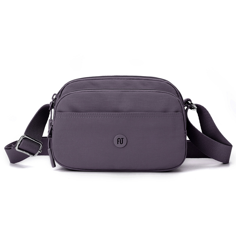 Aotian crossbody torba od Oxford platna — kvadratnog oblika, otvor na zip, unutarnji džep sa zipom, s jednim remenom za ramena, kod proizvoda 37031