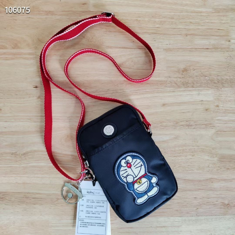 Mobiltelefon táska crossbody – nylon anyag, cipzár, érmezsák, függőleges négyszögletes forma, belső nylon bélés