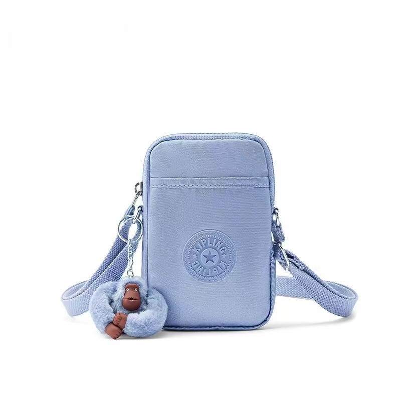 Mobiltelefon táska crossbody – nylon anyag, cipzár, érmezsák, függőleges négyszögletes forma, belső nylon bélés