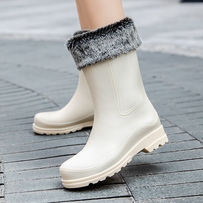 Γυναικείες μπότες βροχής PVC – χωρίς κορδόνια, μέτριο μήκος μέχρι γάμπα, αδιάβροχες, αντιολισθητικές, χαμηλό τακούνι 1–3 cm