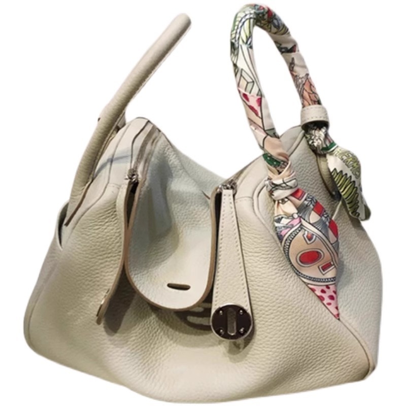 Γυναικεία τσάντα Doctor από γνήσιο δέρμα με ιμάντα ώμου-χιαστού — μαλακό δέρμα, επένδυση από δέρμα αγελάδας, κλείσιμο με φερμουάρ, εσωτερικός λαμιναρισμένος διαμερισμός