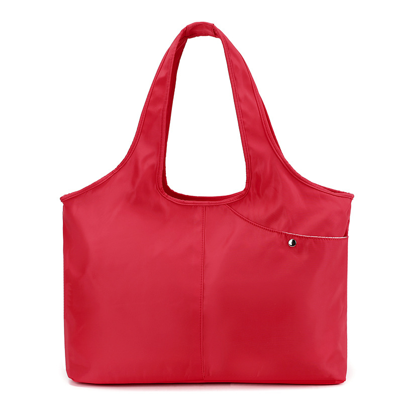 Γυναικεία τσάντα από νάιλον, οριζόντιου τετράγωνου σχήματος, κλείσιμο με φερμουάρ, εσωτερικές θήκες (θήκη με φερμουάρ, θήκη για κινητό, θήκη για ταυτότητα) και εσωτερικός διαχωριστής