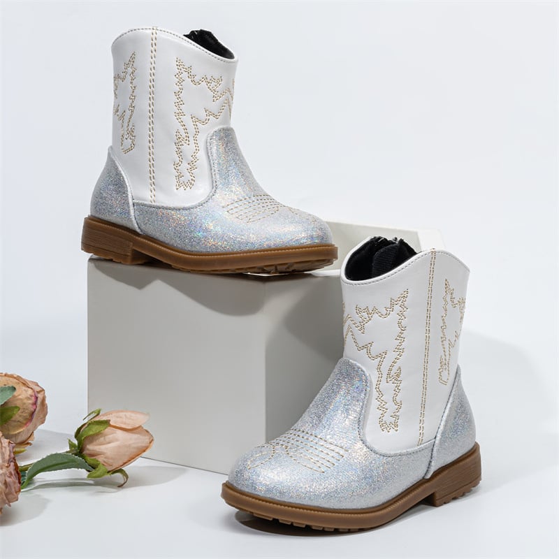 Gyerekeknek készült divatos bakancsok, brit stílus, alacsony szárú, gumitalppal, magasság növelő, légáteresztő; 7–16 éveseknek; téli, tavaszi és őszi szezonra.