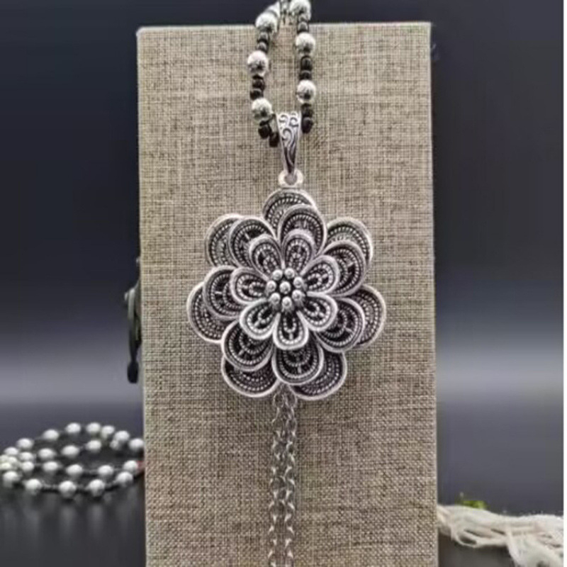 Pulóverlánc geometriás kockás mintával és ötvözet medállal, golyó lánc, uniszex retro hosszú nyaklánc, 21–50 cm, 11 cm hosszabbítás