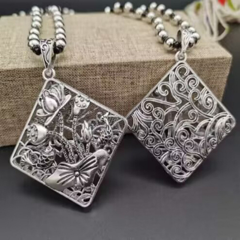 Pulóverlánc geometriás kockás mintával és ötvözet medállal, golyó lánc, uniszex retro hosszú nyaklánc, 21–50 cm, 11 cm hosszabbítás