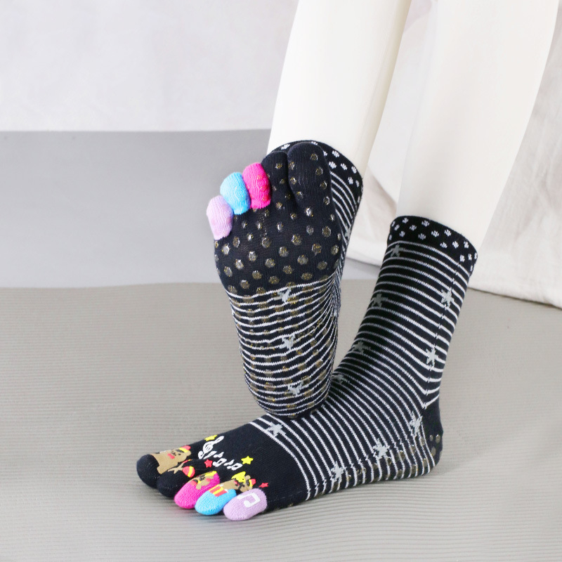 Памучни чорапи за йога с разделени пръсти, антихлъзгащи и попиват пот, средна дължина, за йога и пилатес