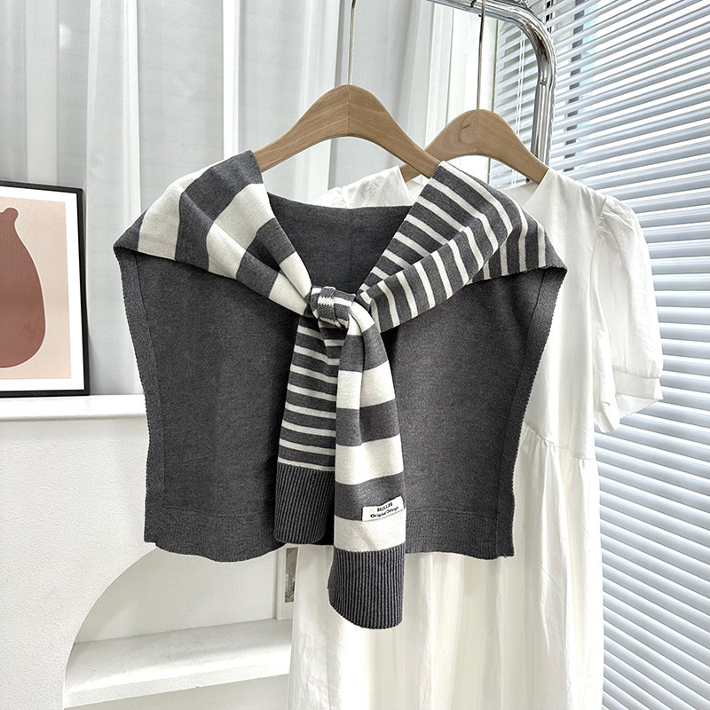 Πλεκτό ζακετάκι με ριγέ διασταυρούμενο φουλάρι και ψεύτικο γιακά (Πολυεστέρας • Απλή Ύφανση • Διατηρεί ζεστασιά και προστασία από τον ήλιο • Άνοιξη–Φθινόπωρο • Tie-Dye)