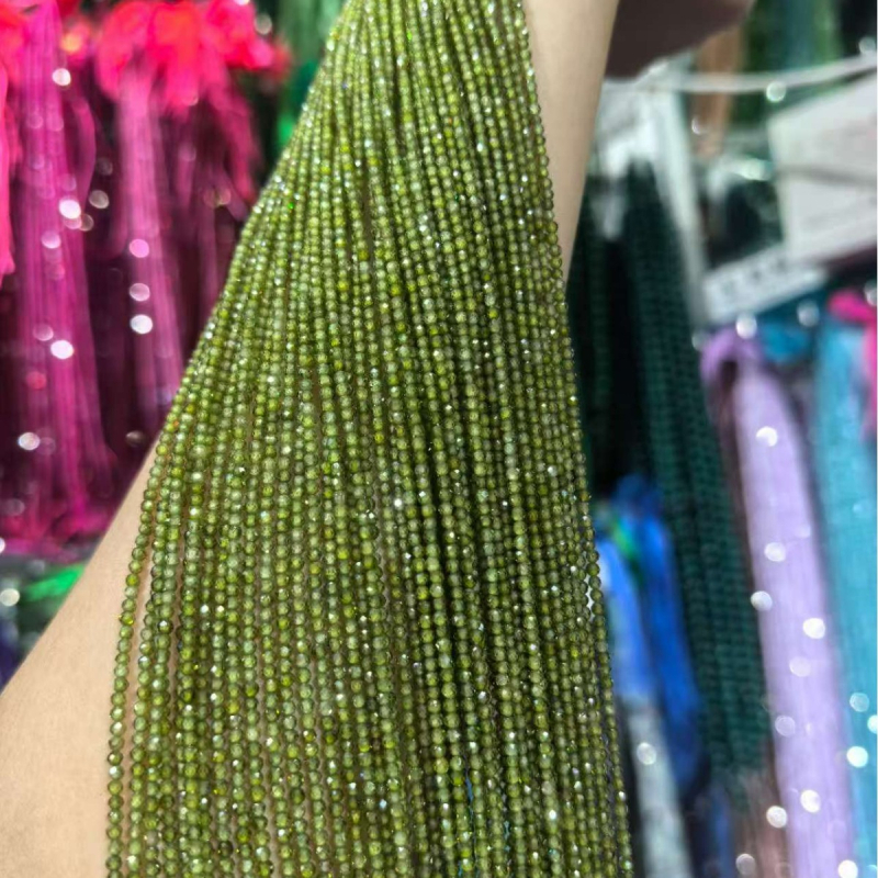 Σκορπισμένες χάντρες ζιρκόν – χειροποίητες – Ruyi Princess – Άνοιξη 2023