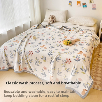 Pătură cu model plante și flori; 100% poliester; greutate 500 g; primăvară și toamnă