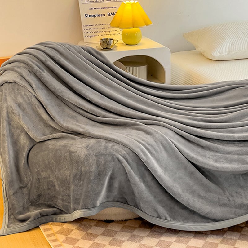 Pătură cu model plante și flori; 100% poliester; greutate 500 g; primăvară și toamnă