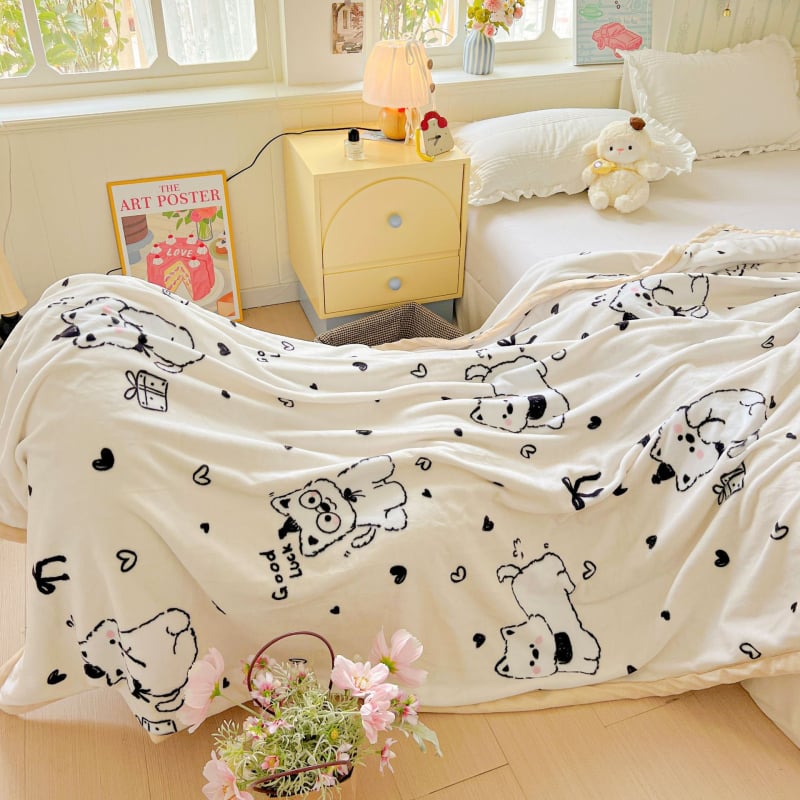 Pătură cu model plante și flori; 100% poliester; greutate 500 g; primăvară și toamnă