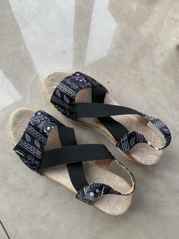 Sandale romane pentru femei, vârf în formă de gură de pește, partea superioară din plasă, talpă din cauciuc, toc înclinant 3–5 cm, curea elastică