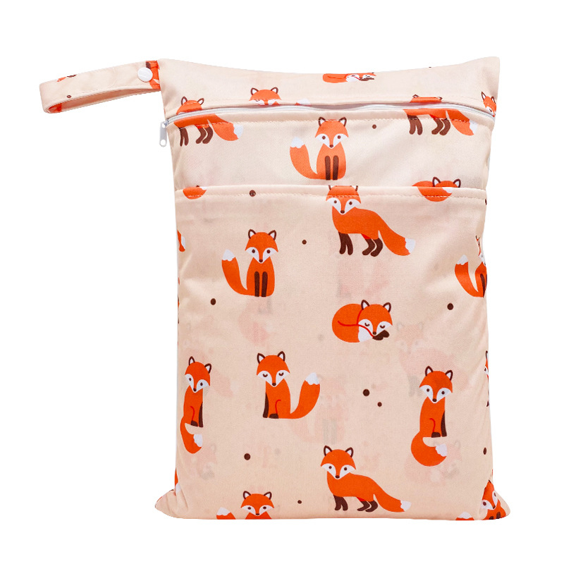 Beidi Bird pelenkatáska, vízálló, dupla cipzárral, nedves–száraz elválasztás, méret 30×40 cm, modell 5965295