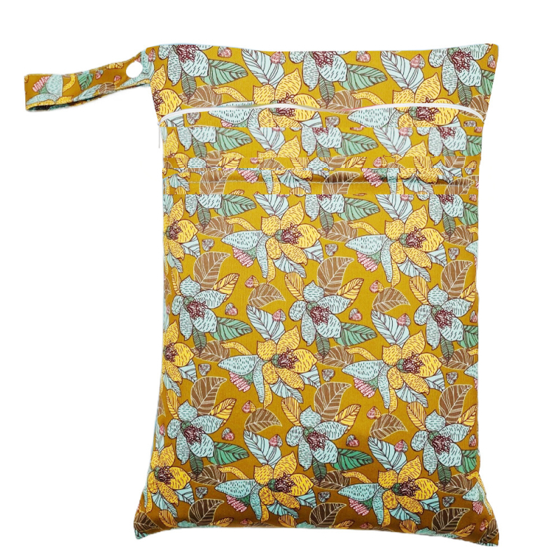 Beidi Bird pelenkatáska, vízálló, dupla cipzárral, nedves–száraz elválasztás, méret 30×40 cm, modell 5965295