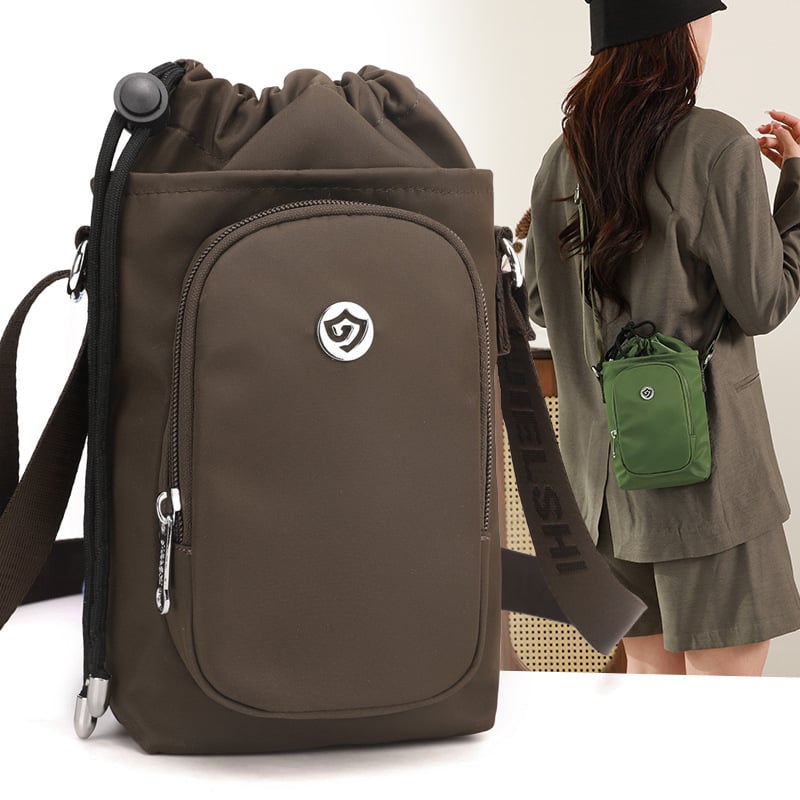 Μικρή τετράγωνη crossbody τσάντα (Νάιλον, Κλείσιμο με κορδόνι, Κατακόρυφος τετράγωνος σχήματος, Εσωτερική θήκη για κινητό, Με μία λουρί) – Άνοιξη 2025