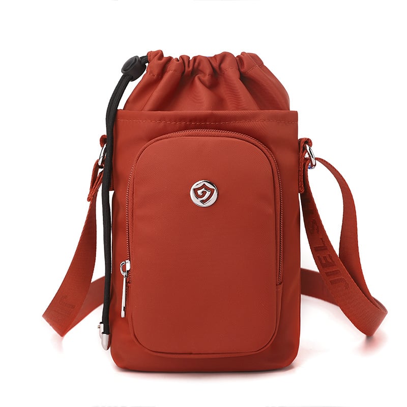 Μικρή τετράγωνη crossbody τσάντα (Νάιλον, Κλείσιμο με κορδόνι, Κατακόρυφος τετράγωνος σχήματος, Εσωτερική θήκη για κινητό, Με μία λουρί) – Άνοιξη 2025